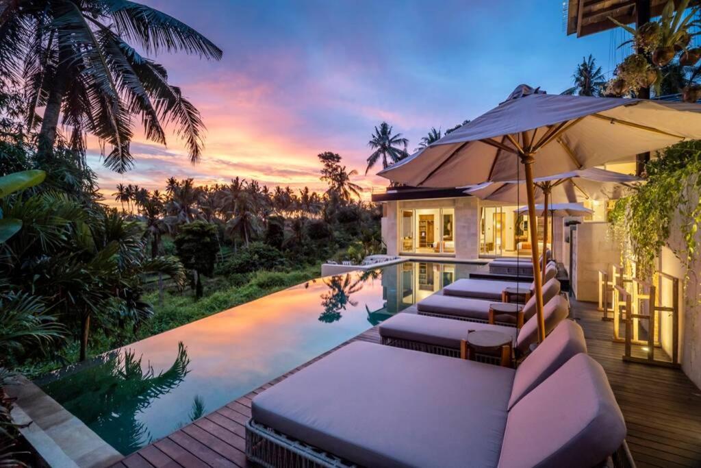 Villa White Lotus By Balisuperhost Убуд Екстер'єр фото