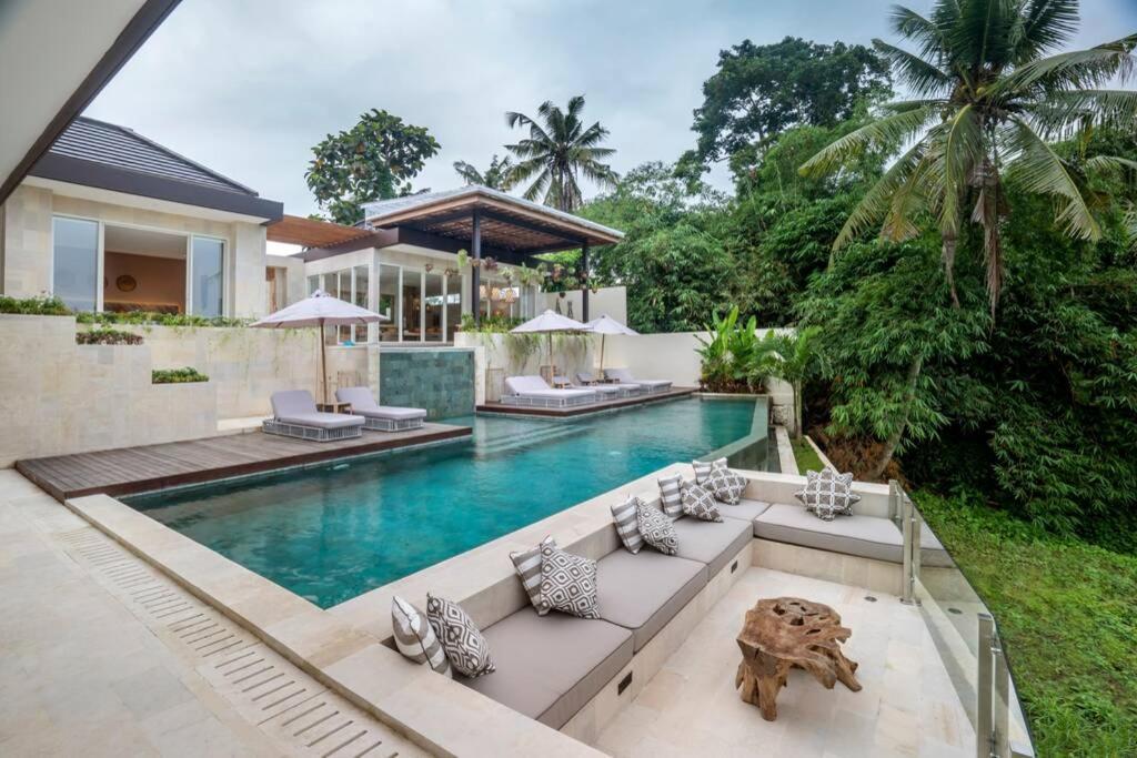 Villa White Lotus By Balisuperhost Убуд Екстер'єр фото